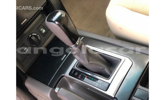 Acheter Import Voiture Toyota Prado Blanc à Import - Dubai, Province de Bengo Acheter Import Voiture Toyota Prado Blanc à Import - Dubai, Province de Bengo