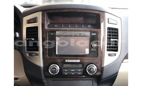 Comprar Importar Mitsubishi Pajero Outro Carro em Import - Dubai em Bengo Province Comprar Importar Mitsubishi Pajero Outro Carro em Import - Dubai em Bengo Province