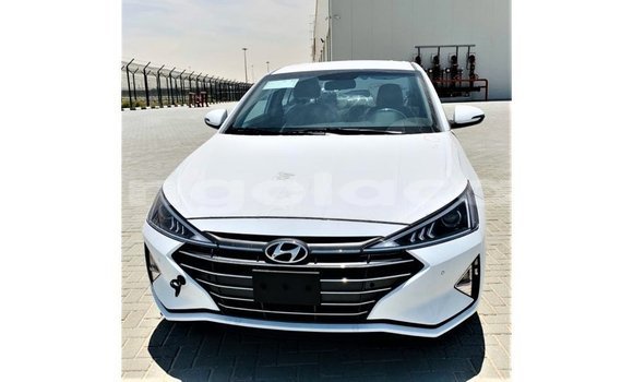 Acheter Import Voiture Hyundai Elantra Blanc à Import - Dubai, Province de Bengo Acheter Import Voiture Hyundai Elantra Blanc à Import - Dubai, Province de Bengo