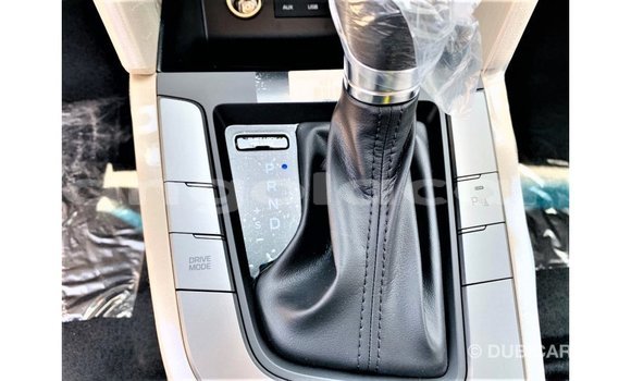 Acheter Import Voiture Hyundai Elantra Blanc à Import - Dubai, Province de Bengo Acheter Import Voiture Hyundai Elantra Blanc à Import - Dubai, Province de Bengo