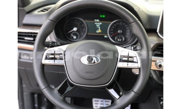 Comprar Importar Kia Carens Branco Carro em Import - Dubai em Bengo Province Comprar Importar Kia Carens Branco Carro em Import - Dubai em Bengo Province