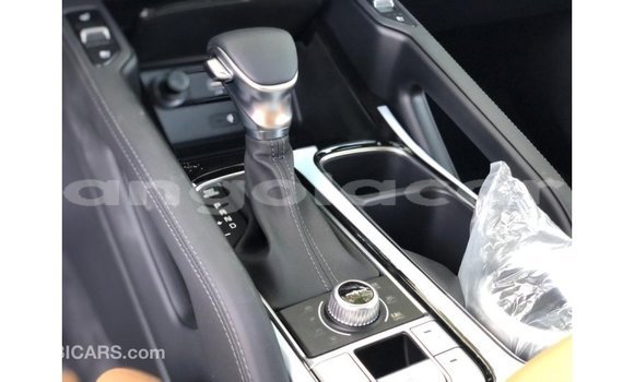 Comprar Importar Kia Carens Branco Carro em Import - Dubai em Bengo Province Comprar Importar Kia Carens Branco Carro em Import - Dubai em Bengo Province