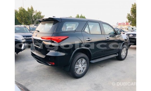 Comprar Importar Toyota Fortuner Preto Carro em Import - Dubai em Bengo Province Comprar Importar Toyota Fortuner Preto Carro em Import - Dubai em Bengo Province