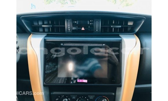 Comprar Importar Toyota Fortuner Preto Carro em Import - Dubai em Bengo Province Comprar Importar Toyota Fortuner Preto Carro em Import - Dubai em Bengo Province