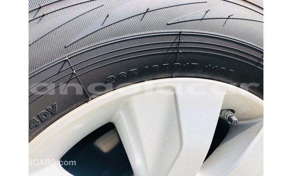 Acheter Import Voiture Toyota Hilux Blanc à Import - Dubai, Province de Bengo Acheter Import Voiture Toyota Hilux Blanc à Import - Dubai, Province de Bengo