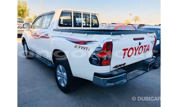 Comprar Importar Toyota Hilux Branco Carro em Import - Dubai em Bengo Province Comprar Importar Toyota Hilux Branco Carro em Import - Dubai em Bengo Province