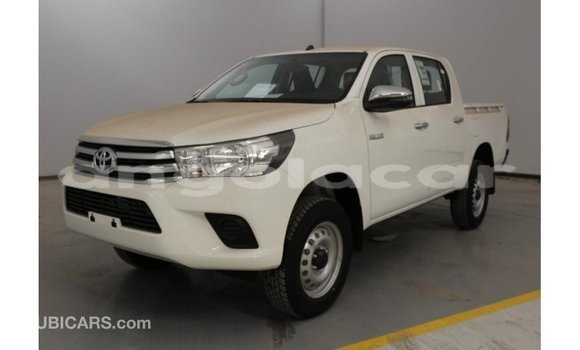 Acheter Import Voiture Toyota Hilux Blanc à Import - Dubai, Province de Bengo Acheter Import Voiture Toyota Hilux Blanc à Import - Dubai, Province de Bengo