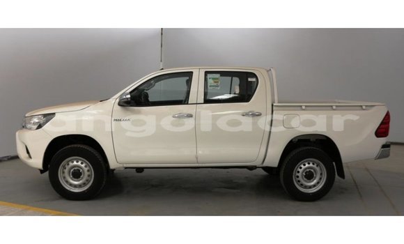 Acheter Import Voiture Toyota Hilux Blanc à Import - Dubai, Province de Bengo Acheter Import Voiture Toyota Hilux Blanc à Import - Dubai, Province de Bengo