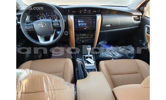 Comprar Importar Toyota Fortuner Outro Carro em Import - Dubai em Bengo Province Comprar Importar Toyota Fortuner Outro Carro em Import - Dubai em Bengo Province