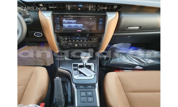 Comprar Importar Toyota Fortuner Outro Carro em Import - Dubai em Bengo Province Comprar Importar Toyota Fortuner Outro Carro em Import - Dubai em Bengo Province