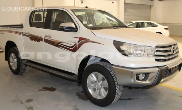 Acheter Import Voiture Toyota Hilux Blanc à Import - Dubai, Province de Bengo Acheter Import Voiture Toyota Hilux Blanc à Import - Dubai, Province de Bengo
