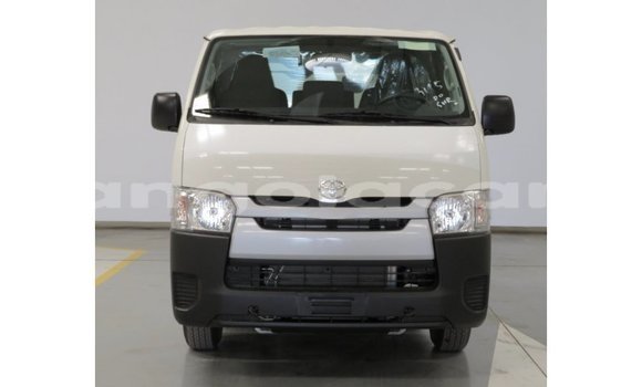 Acheter Import Voiture Toyota Hiace Blanc à Import - Dubai, Province de Bengo