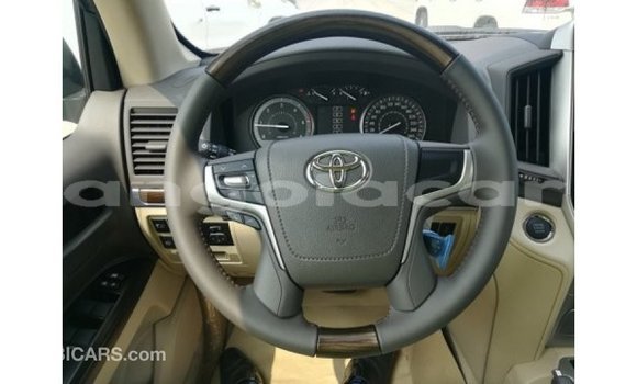 Comprar Importar Toyota Land Cruiser Preto Carro em Import - Dubai em Bengo Province Comprar Importar Toyota Land Cruiser Preto Carro em Import - Dubai em Bengo Province