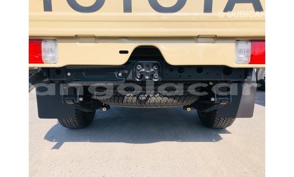 Comprar Importar Toyota Land Cruiser Bege Carro em Import - Dubai em Bengo Province Comprar Importar Toyota Land Cruiser Bege Carro em Import - Dubai em Bengo Province