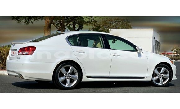 Comprar Importar Lexus GS Branco Carro em Import - Dubai em Bengo Province Comprar Importar Lexus GS Branco Carro em Import - Dubai em Bengo Province