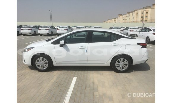 Comprar Importar Nissan Sunny Branco Carro em Import - Dubai em Bengo Province Comprar Importar Nissan Sunny Branco Carro em Import - Dubai em Bengo Province