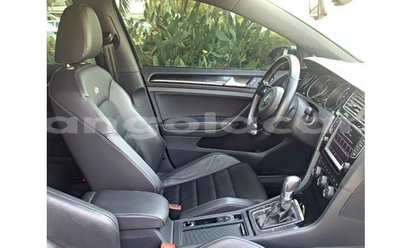Comprar Importar Volkswagen Golf Preto Carro em Import - Dubai em Bengo Province Comprar Importar Volkswagen Golf Preto Carro em Import - Dubai em Bengo Province
