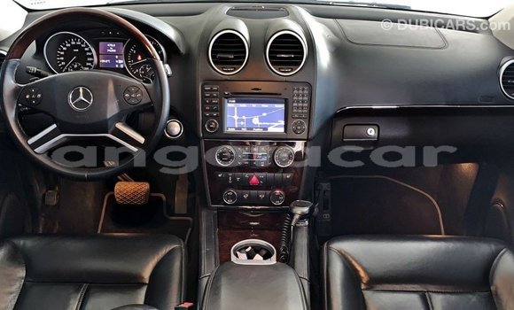 Comprar Importar Mercedes-Benz 190 Outro Carro em Import - Dubai em Bengo Province Comprar Importar Mercedes-Benz 190 Outro Carro em Import - Dubai em Bengo Province