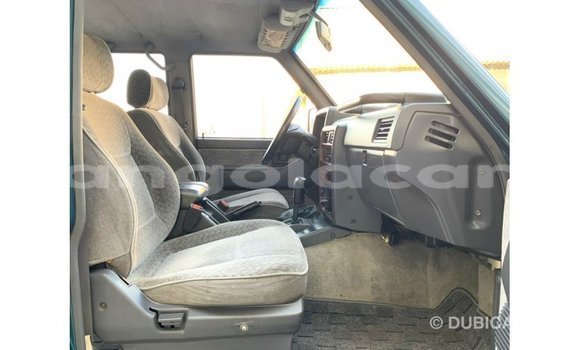 Comprar Importar Nissan Patrol Azul Carro em Import - Dubai em Bengo Province Comprar Importar Nissan Patrol Azul Carro em Import - Dubai em Bengo Province