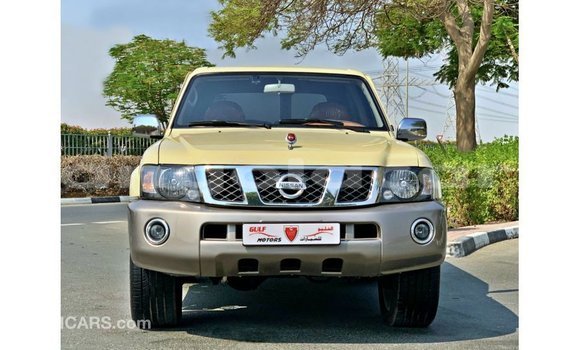 Comprar Importar Nissan Patrol Bege Carro em Import - Dubai em Bengo Province Comprar Importar Nissan Patrol Bege Carro em Import - Dubai em Bengo Province