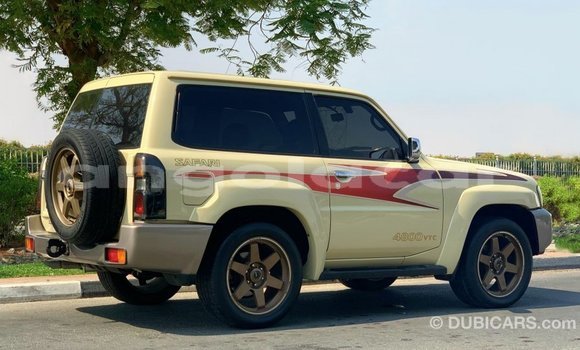 Comprar Importar Nissan Patrol Bege Carro em Import - Dubai em Bengo Province Comprar Importar Nissan Patrol Bege Carro em Import - Dubai em Bengo Province