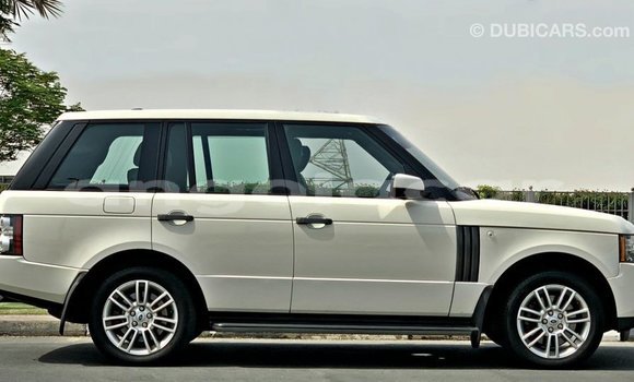 Comprar Importar Land Rover Range Rover Branco Carro em Import - Dubai em Bengo Province Comprar Importar Land Rover Range Rover Branco Carro em Import - Dubai em Bengo Province