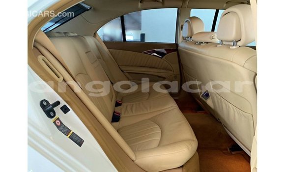 Comprar Importar Mercedes-Benz 200 Branco Carro em Import - Dubai em Bengo Province Comprar Importar Mercedes-Benz 200 Branco Carro em Import - Dubai em Bengo Province