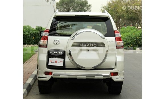 Comprar Importar Toyota Prado Branco Carro em Import - Dubai em Bengo Province Comprar Importar Toyota Prado Branco Carro em Import - Dubai em Bengo Province