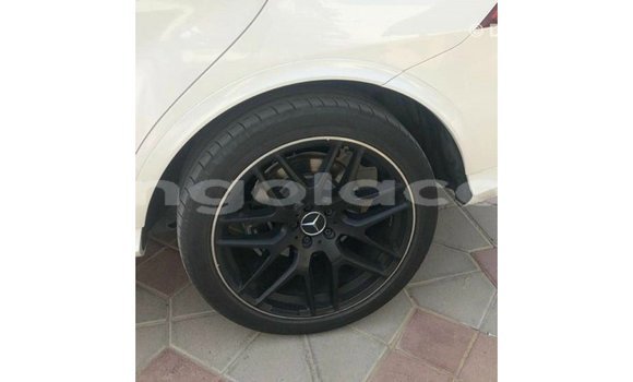 Comprar Importar Mercedes-Benz GLE Branco Carro em Import - Dubai em Bengo Province Comprar Importar Mercedes-Benz GLE Branco Carro em Import - Dubai em Bengo Province