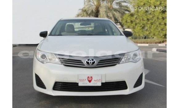 Comprar Importar Toyota Camry Branco Carro em Import - Dubai em Bengo Province Comprar Importar Toyota Camry Branco Carro em Import - Dubai em Bengo Province