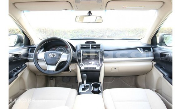Comprar Importar Toyota Camry Branco Carro em Import - Dubai em Bengo Province Comprar Importar Toyota Camry Branco Carro em Import - Dubai em Bengo Province