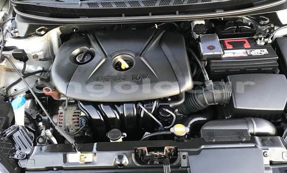 Comprar Usado Hyundai Elantra Marrom Carro em Luanda em Luanda Province Comprar Usado Hyundai Elantra Marrom Carro em Luanda em Luanda Province