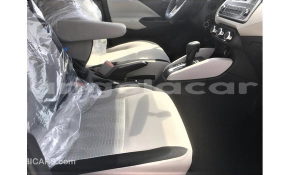 Comprar Importar Nissan Sunny Branco Carro em Import - Dubai em Bengo Province Comprar Importar Nissan Sunny Branco Carro em Import - Dubai em Bengo Province