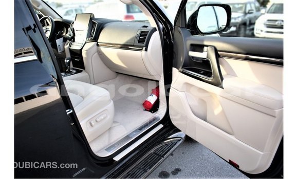 Comprar Importar Toyota Land Cruiser Preto Carro em Import - Dubai em Bengo Province Comprar Importar Toyota Land Cruiser Preto Carro em Import - Dubai em Bengo Province