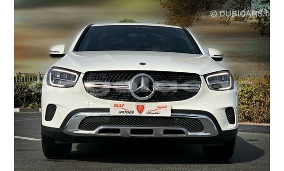 Comprar Importar Mercedes-Benz GLC Branco Carro em Import - Dubai em Bengo Province Comprar Importar Mercedes-Benz GLC Branco Carro em Import - Dubai em Bengo Province