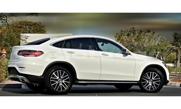 Comprar Importar Mercedes-Benz GLC Branco Carro em Import - Dubai em Bengo Province Comprar Importar Mercedes-Benz GLC Branco Carro em Import - Dubai em Bengo Province