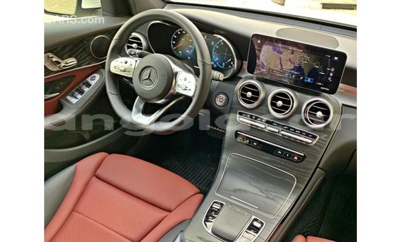 Comprar Importar Mercedes-Benz GLC Branco Carro em Import - Dubai em Bengo Province Comprar Importar Mercedes-Benz GLC Branco Carro em Import - Dubai em Bengo Province