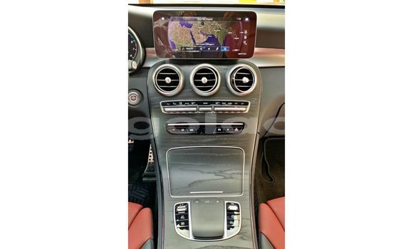 Comprar Importar Mercedes-Benz GLC Branco Carro em Import - Dubai em Bengo Province Comprar Importar Mercedes-Benz GLC Branco Carro em Import - Dubai em Bengo Province