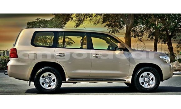Comprar Importar Toyota Land Cruiser Outro Carro em Import - Dubai em Bengo Province Comprar Importar Toyota Land Cruiser Outro Carro em Import - Dubai em Bengo Province