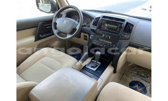 Comprar Importar Toyota Land Cruiser Outro Carro em Import - Dubai em Bengo Province Comprar Importar Toyota Land Cruiser Outro Carro em Import - Dubai em Bengo Province