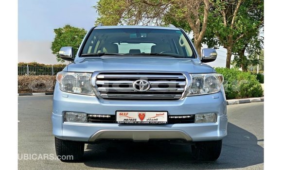Comprar Importar Toyota Land Cruiser Azul Carro em Import - Dubai em Bengo Province Comprar Importar Toyota Land Cruiser Azul Carro em Import - Dubai em Bengo Province