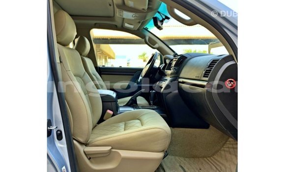 Comprar Importar Toyota Land Cruiser Azul Carro em Import - Dubai em Bengo Province Comprar Importar Toyota Land Cruiser Azul Carro em Import - Dubai em Bengo Province