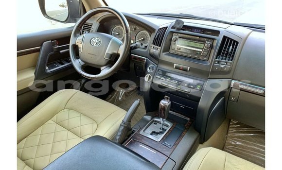 Comprar Importar Toyota Land Cruiser Azul Carro em Import - Dubai em Bengo Province Comprar Importar Toyota Land Cruiser Azul Carro em Import - Dubai em Bengo Province