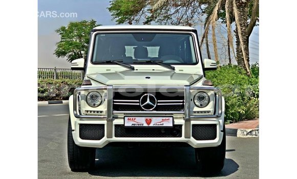 Comprar Importar Mercedes-Benz 190 Branco Carro em Import - Dubai em Bengo Province Comprar Importar Mercedes-Benz 190 Branco Carro em Import - Dubai em Bengo Province