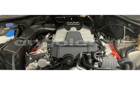 Comprar Importar Audi Q7 Outro Carro em Import - Dubai em Bengo Province Comprar Importar Audi Q7 Outro Carro em Import - Dubai em Bengo Province