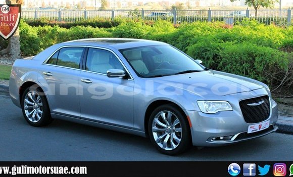 Comprar Importar Chrysler 300 Outro Carro em Import - Dubai em Bengo Province Comprar Importar Chrysler 300 Outro Carro em Import - Dubai em Bengo Province