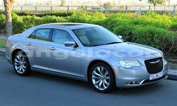 Comprar Importar Chrysler 300 Outro Carro em Import - Dubai em Bengo Province Comprar Importar Chrysler 300 Outro Carro em Import - Dubai em Bengo Province