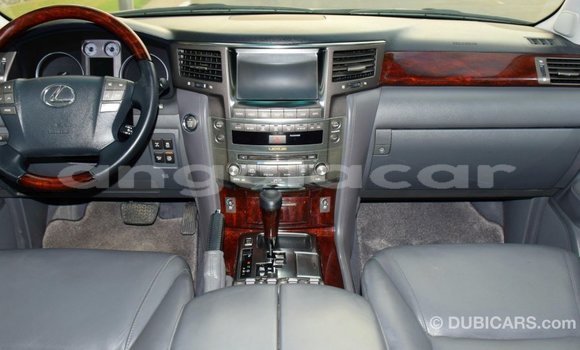 Comprar Importar Lexus LX Outro Carro em Import - Dubai em Bengo Province Comprar Importar Lexus LX Outro Carro em Import - Dubai em Bengo Province