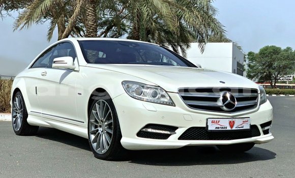 Comprar Importar Mercedes-Benz 190 Branco Carro em Import - Dubai em Bengo Province