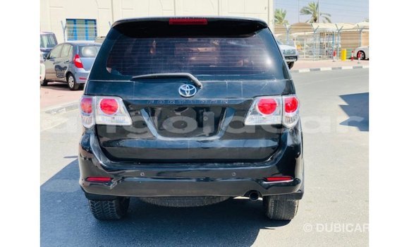 Comprar Importar Toyota Fortuner Preto Carro em Import - Dubai em Bengo Province Comprar Importar Toyota Fortuner Preto Carro em Import - Dubai em Bengo Province